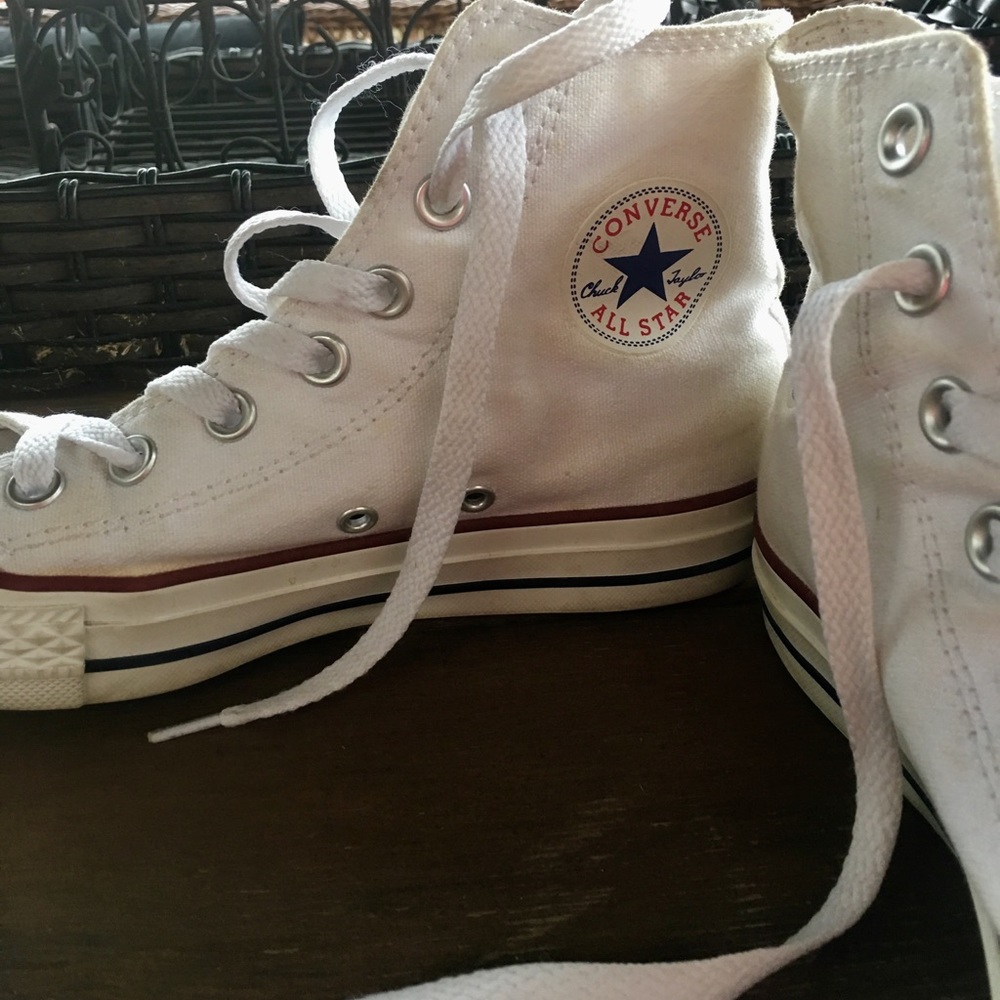 White hight top converse!
